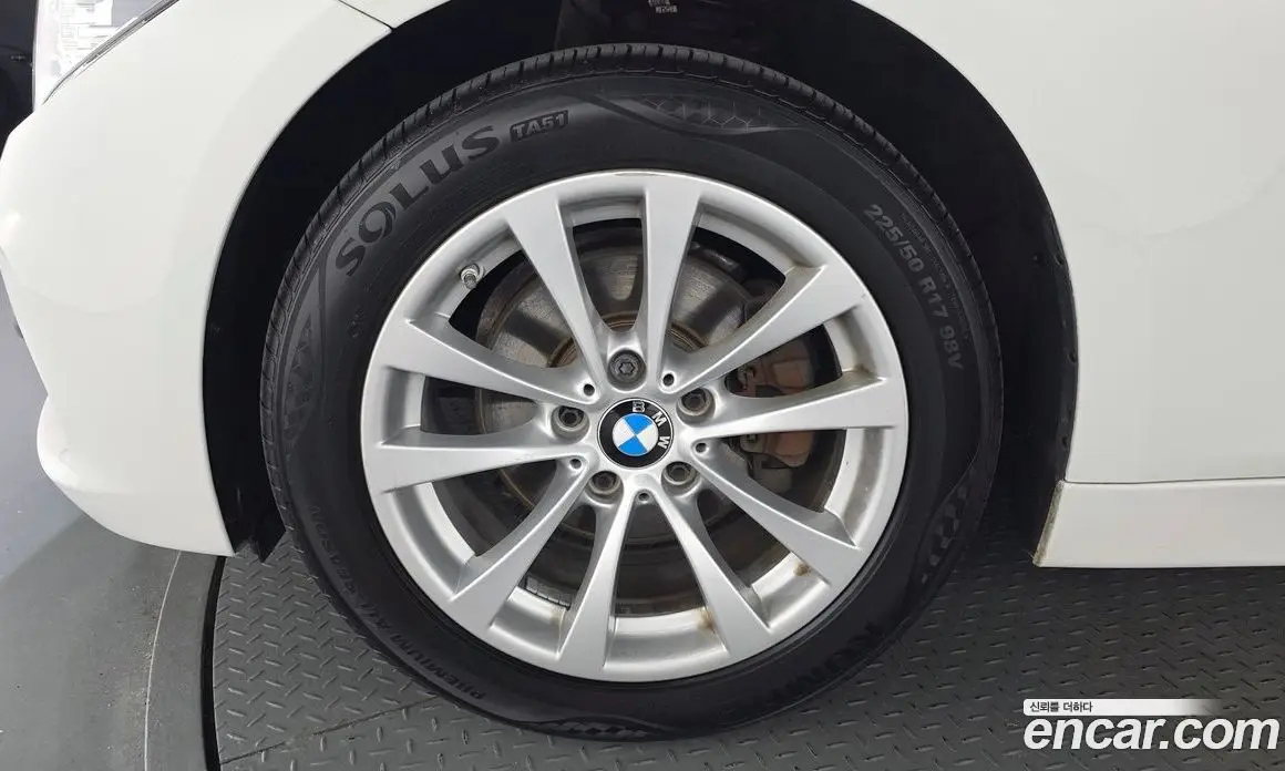 BMW 3 серия 2017 2.0 АКПП, фото 5