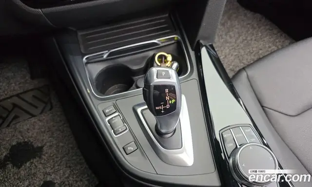 BMW 3 серия 2017 2.0 АКПП, миниатюра 9