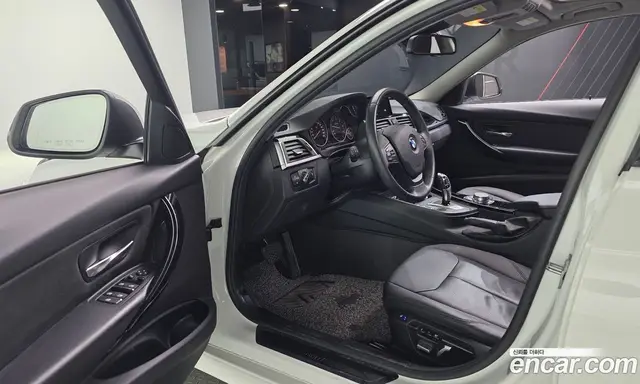 BMW 3 серия 2017 2.0 АКПП, миниатюра 10