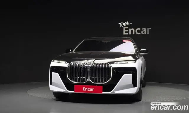 BMW 7 серия 2025 3.0 АКПП, миниатюра 2