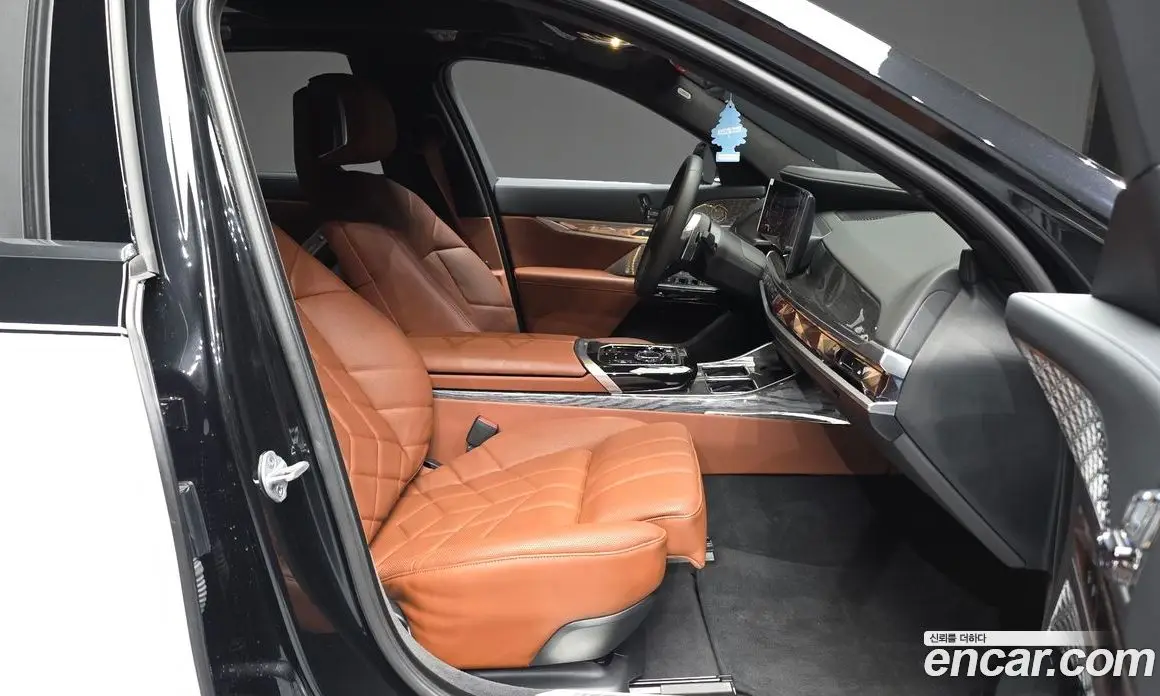 BMW 7 серия 2025 3.0 АКПП, фото 12