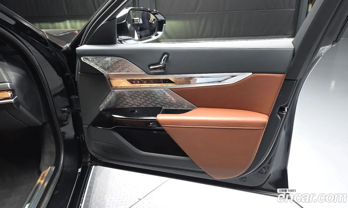 BMW 7 серия 2025 3.0 АКПП, фото 13