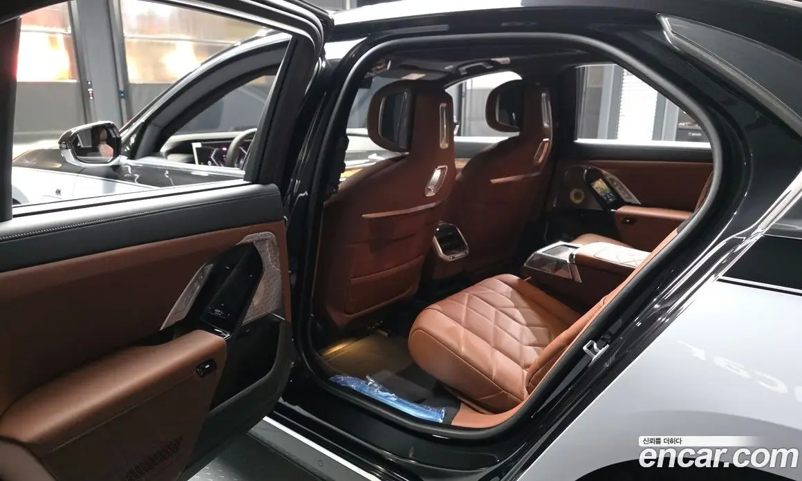 BMW 7 серия 2025 3.0 АКПП, фото 15