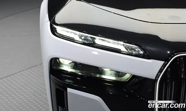 BMW 7 серия 2025 3.0 АКПП, миниатюра 7