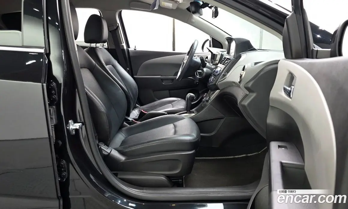 Chevrolet Aveo 2015 1.4 АКПП, фото 16