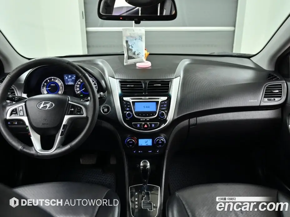 Hyundai Accent 2012 1.6 АКПП, фото 7 Hyundai Accent 2012 1.6 АКПП, фото 7