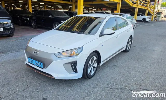 Hyundai Ioniq, 2018, 75 400 км