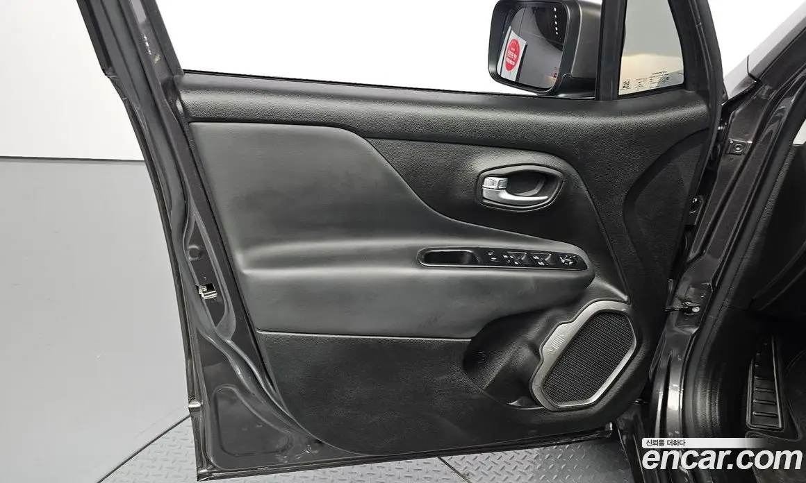 Jeep Renegade 2019 2.4 АКПП, фото 13