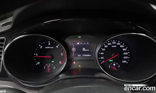 Kia Carnival 2016 2.2 АКПП, миниатюра 8