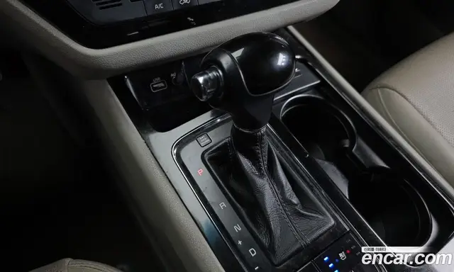 Kia Carnival 2016 2.2 АКПП, миниатюра 9