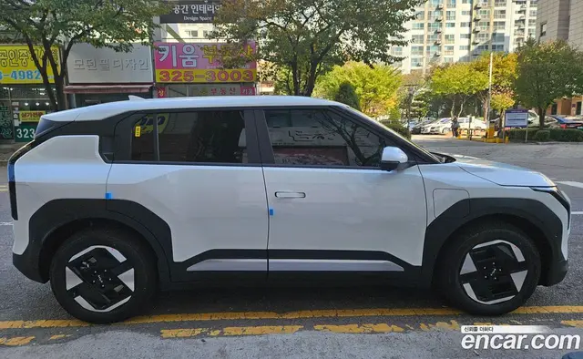 Kia EV3 2026 1.0 АКПП, миниатюра 4