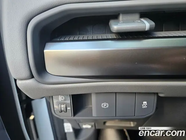 Kia EV3 2026 1.0 АКПП, миниатюра 7