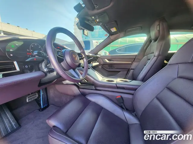 Porsche Taycan 2025 1.0 АКПП, миниатюра 6