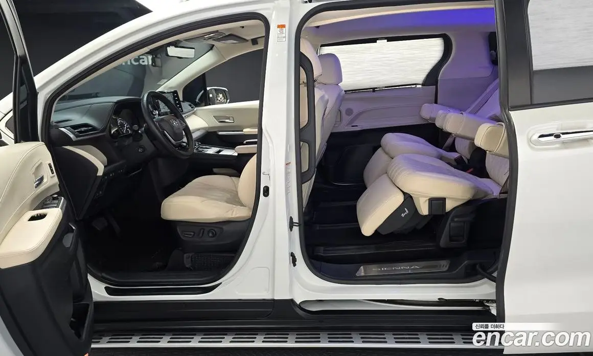 Toyota Sienna 2021 2.5 АКПП, фото 11