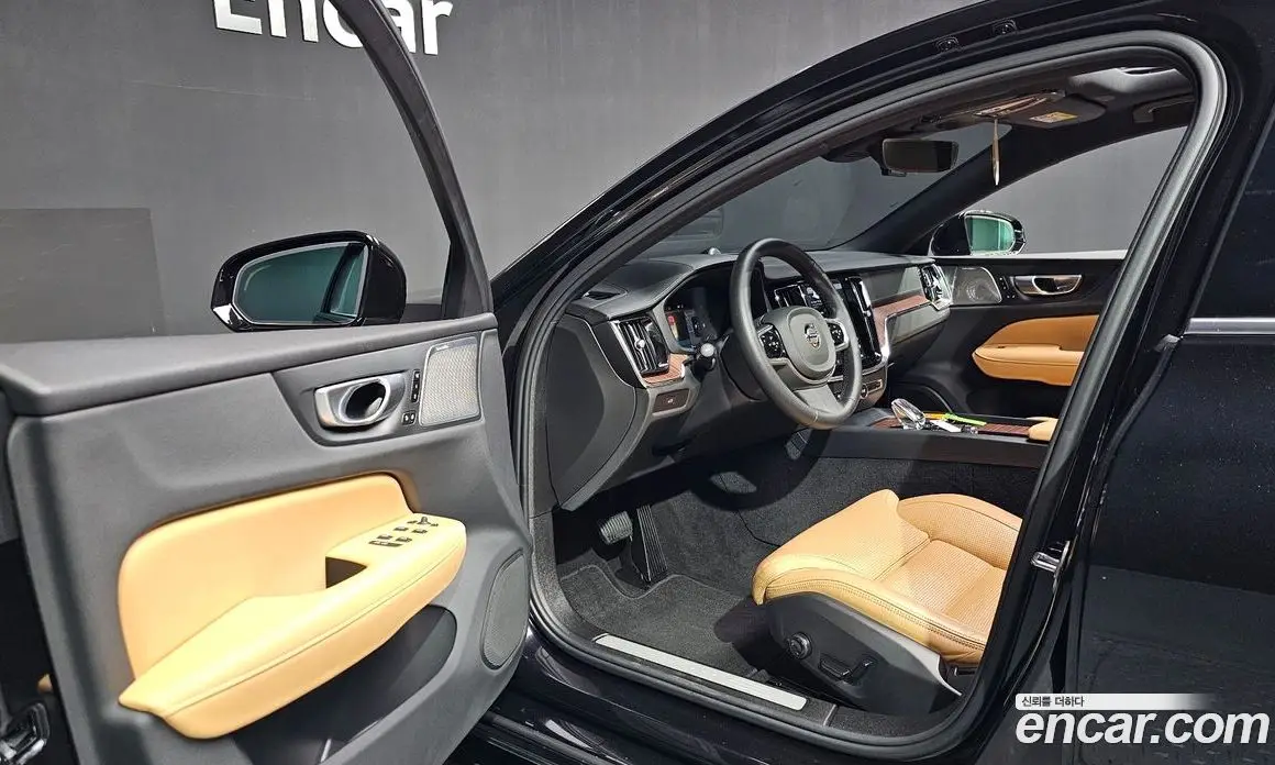 Volvo S60 2024 2.0 АКПП, фото 13