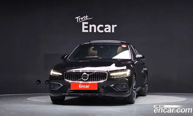 Volvo S60 2024 2.0 АКПП, миниатюра 3