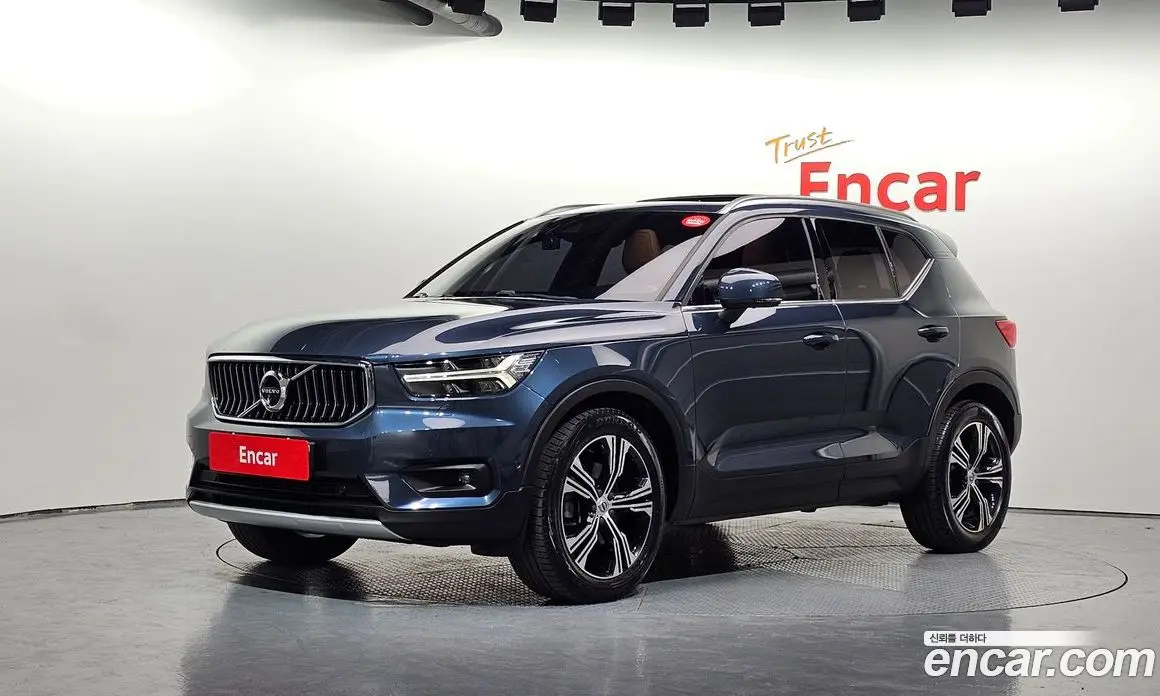 Volvo XC40 2019 2.0 АКПП, фото 1 Volvo XC40 2019 2.0 АКПП, фото 1