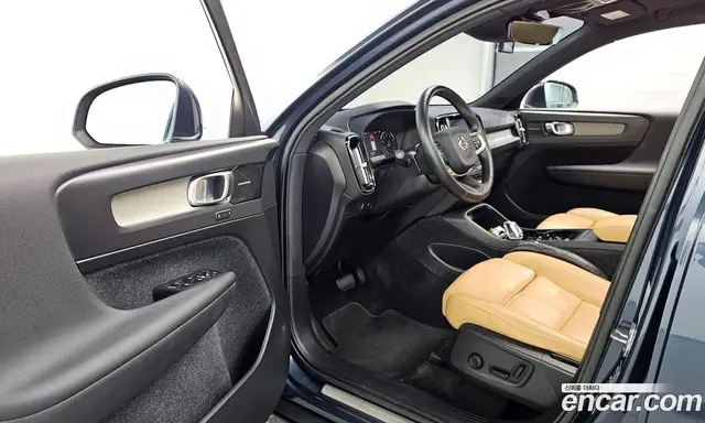 Volvo XC40 2019 2.0 АКПП, миниатюра 10 Volvo XC40 2019 2.0 АКПП, миниатюра 10