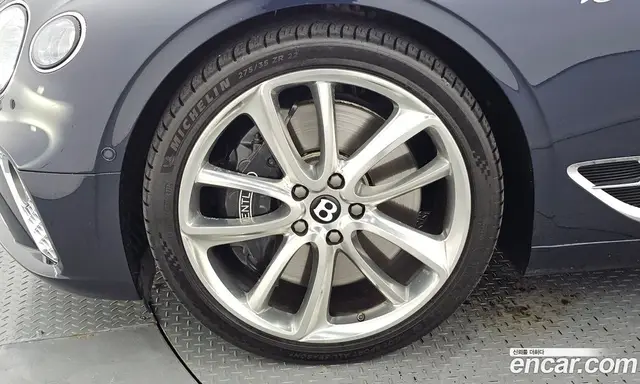 Bentley Continental 2020 4.0 АКПП, миниатюра 5