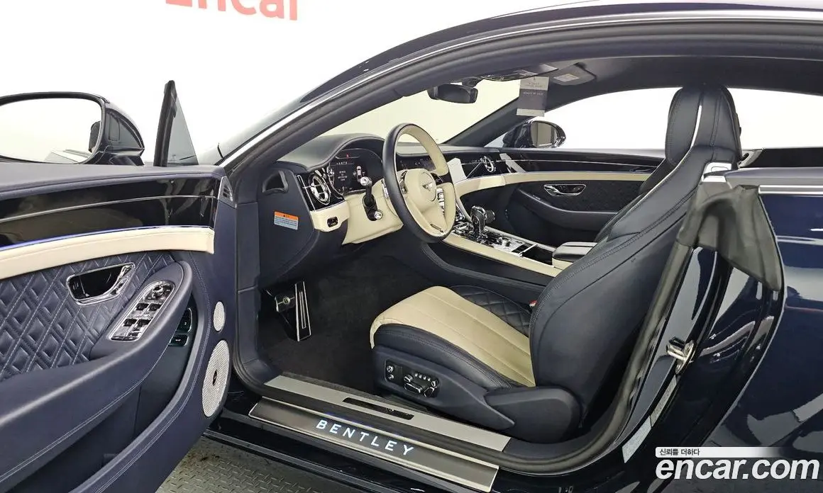 Bentley Continental 2020 4.0 АКПП, фото 10