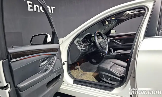 BMW 5 серия 2013 2.0 АКПП, миниатюра 10