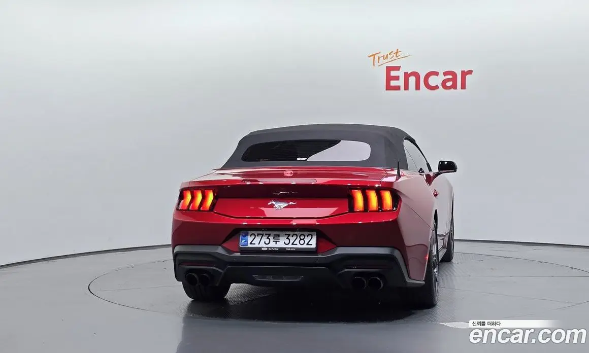 Ford Mustang 2024 2.3 АКПП, фото 4