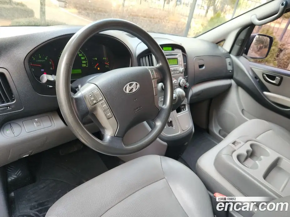 Hyundai Starex 2011 2.5 АКПП, фото 13
