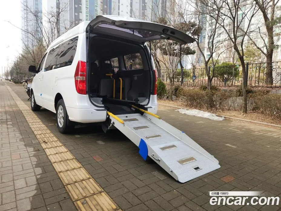 Hyundai Starex 2011 2.5 АКПП, фото 8