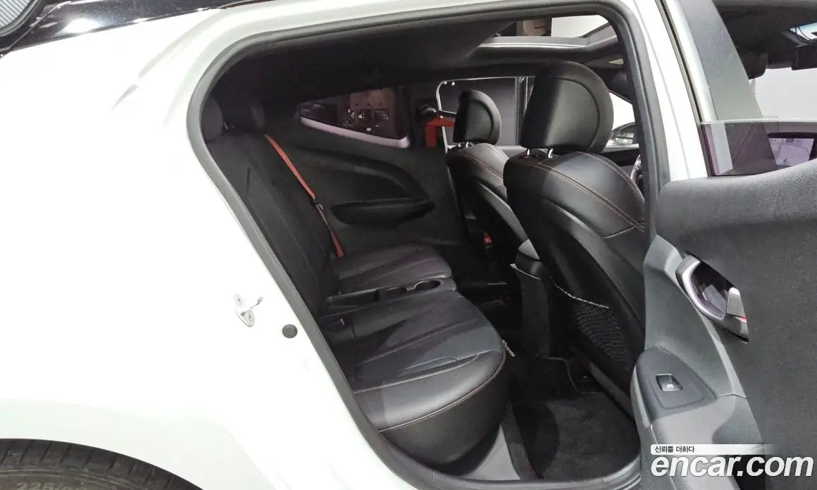 Hyundai Veloster 2018 1.6 АКПП, фото 12