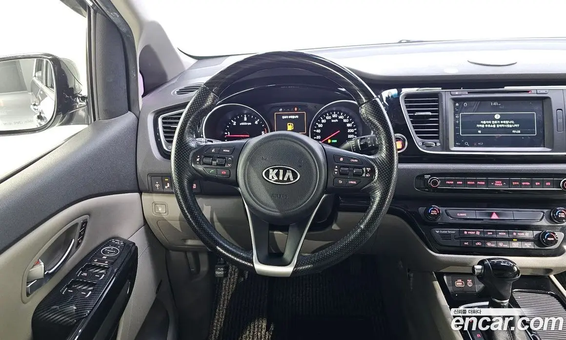 Kia Carnival 2014 2.2 АКПП, фото 18 Kia Carnival 2014 2.2 АКПП, фото 18