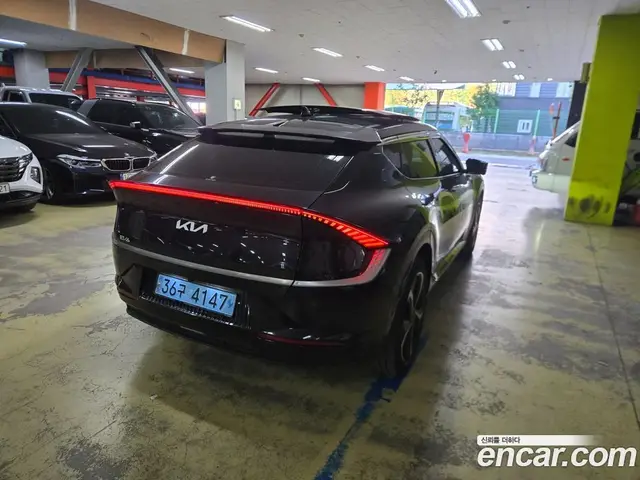 Kia EV6 2022 0.1 АКПП, миниатюра 3