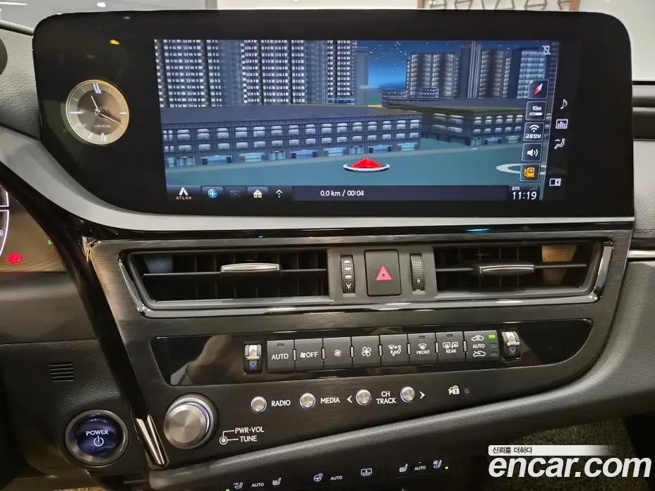Lexus ES 2021 2.5 вариатор, фото 12