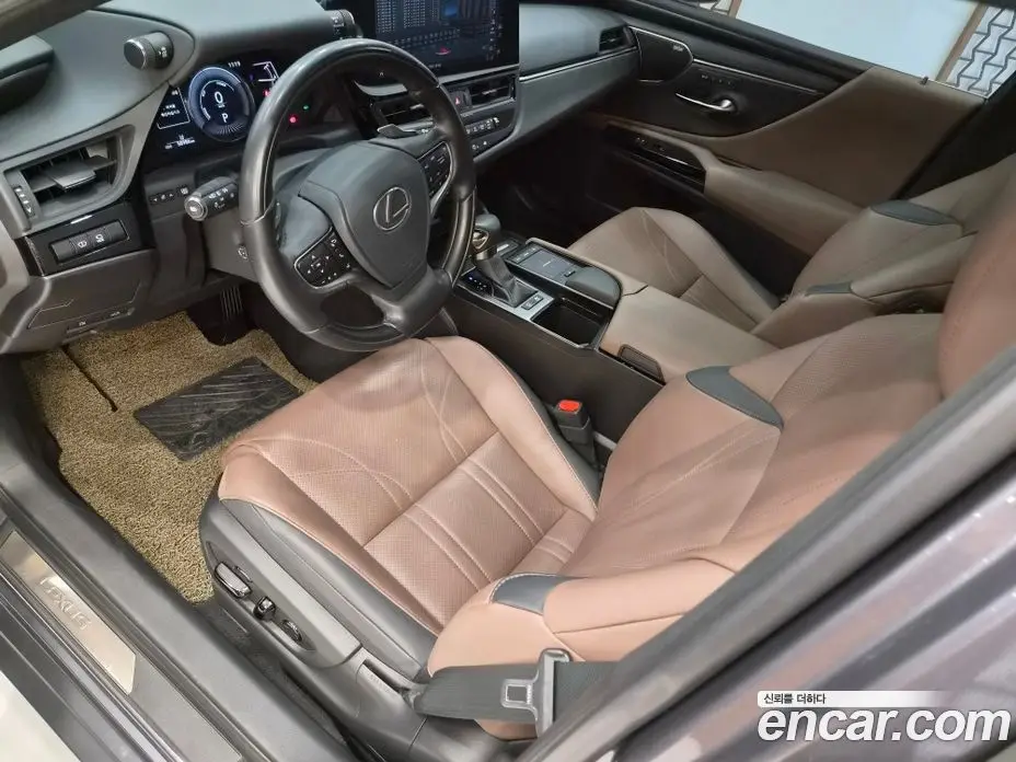 Lexus ES 2021 2.5 вариатор, фото 13
