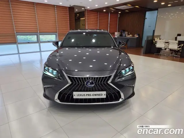 Lexus ES 2021 2.5 вариатор, миниатюра 3