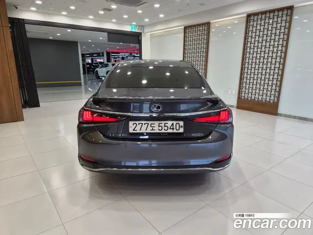 Lexus ES 2021 2.5 вариатор, миниатюра 4