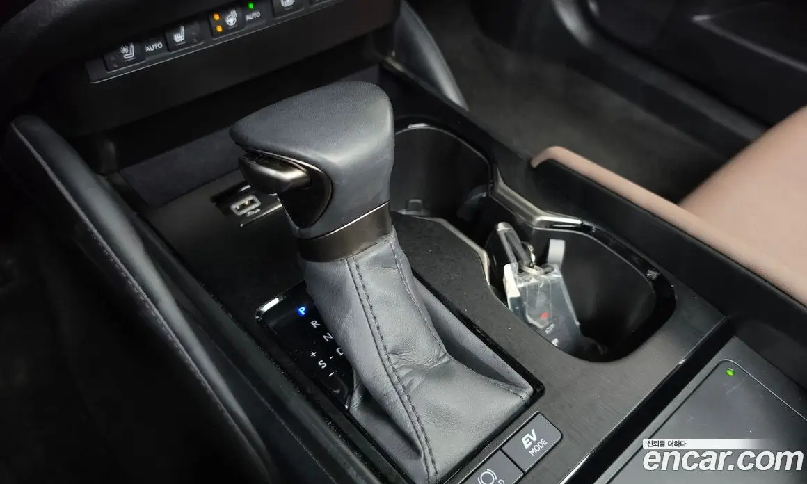 Lexus ES 2024 2.5 АКПП, фото 12