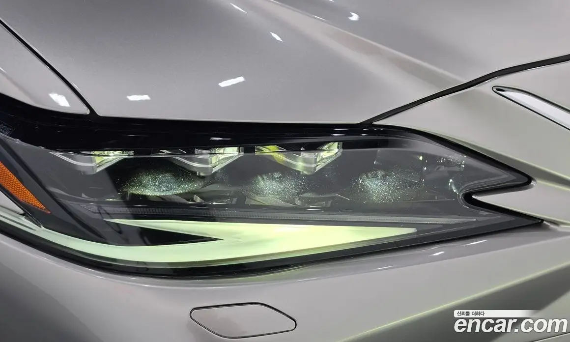 Lexus ES 2024 2.5 АКПП, фото 8