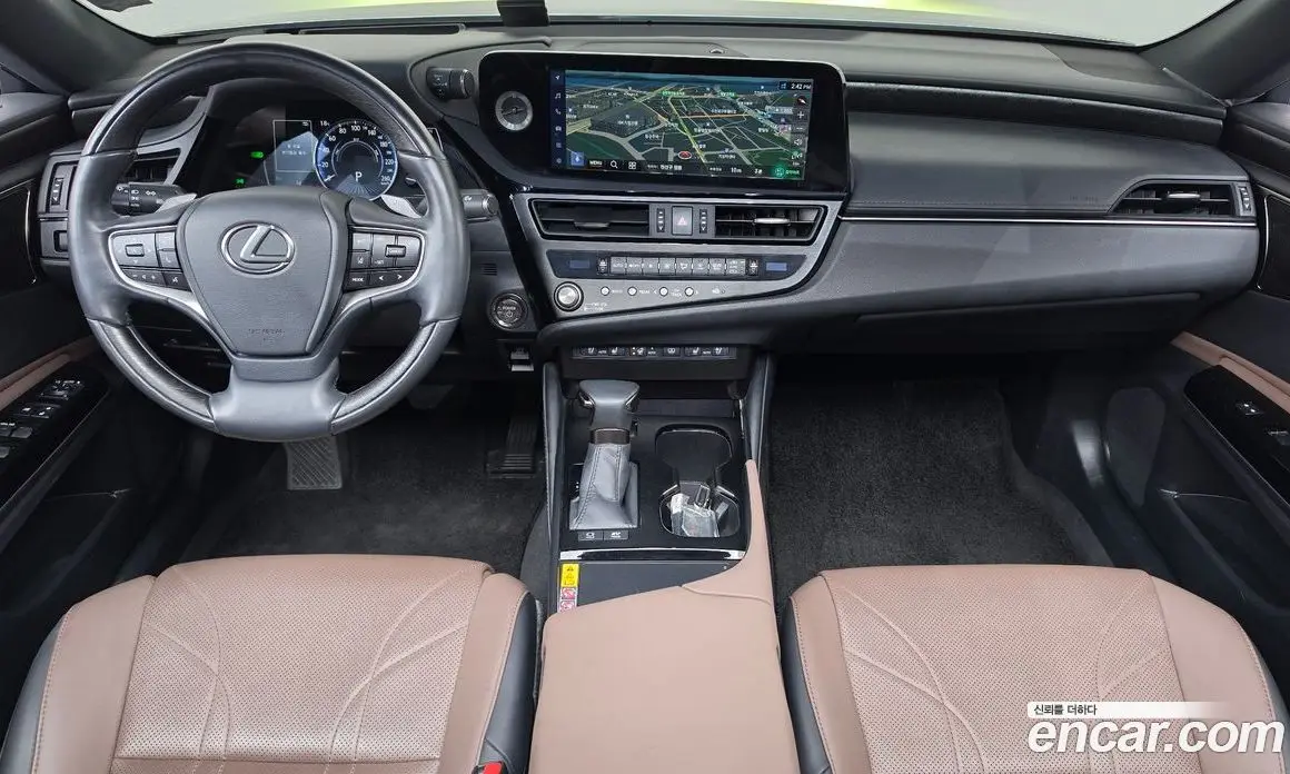 Lexus ES 2024 2.5 АКПП, фото 10
