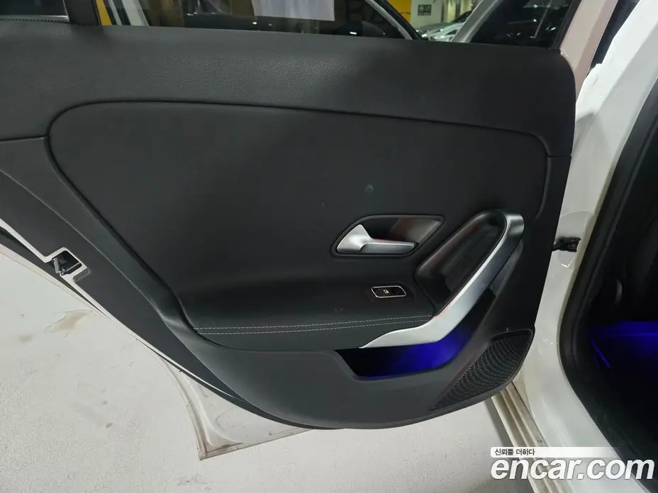 Mercedes-Benz A-Class 2020 2.0 АКПП, фото 16