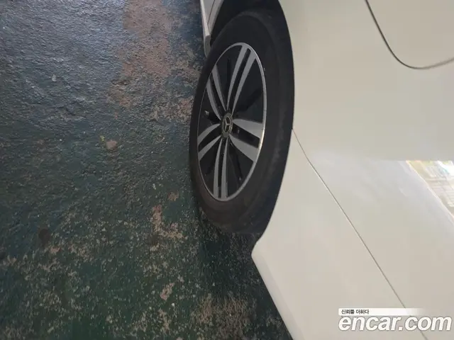 Mercedes-Benz A-Class 2021 1.9 АКПП, миниатюра 3