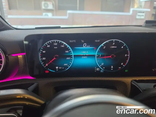 Mercedes-Benz A-Class 2021 1.9 АКПП, миниатюра 8