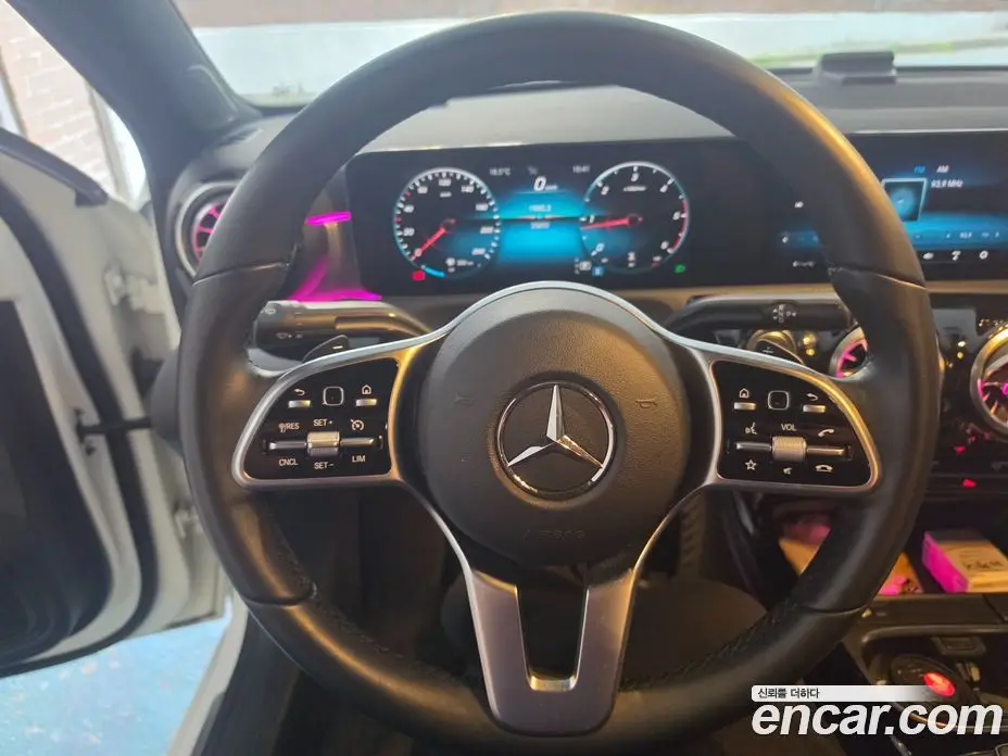 Mercedes-Benz A-Class 2021 1.9 АКПП, фото 9