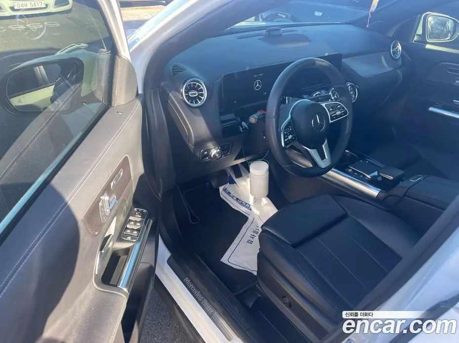 Mercedes-Benz GLA-Class 2021 2.0 АКПП, фото 13