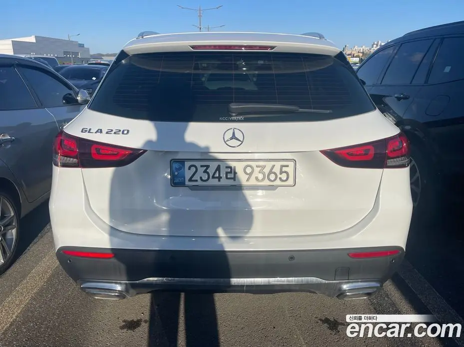 Mercedes-Benz GLA-Class 2021 2.0 АКПП, фото 4