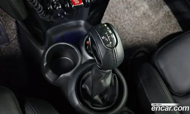 Mini Cooper 2019 1.5 АКПП, миниатюра 9