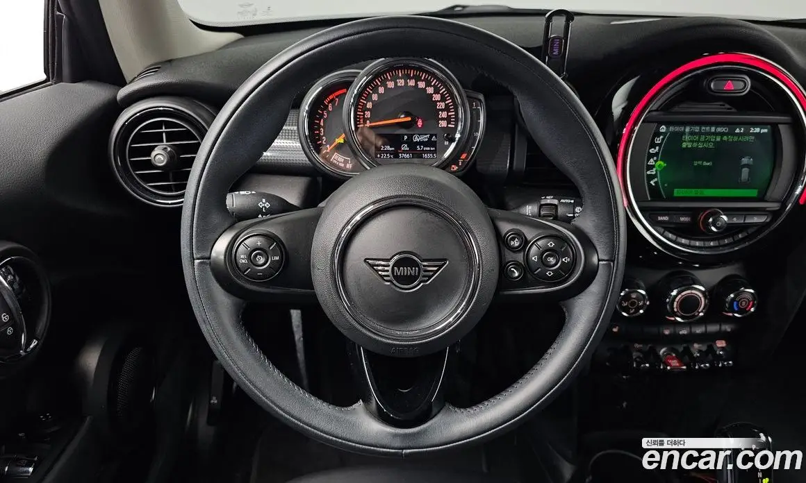 Mini Cooper 2021 1.5 АКПП, фото 18