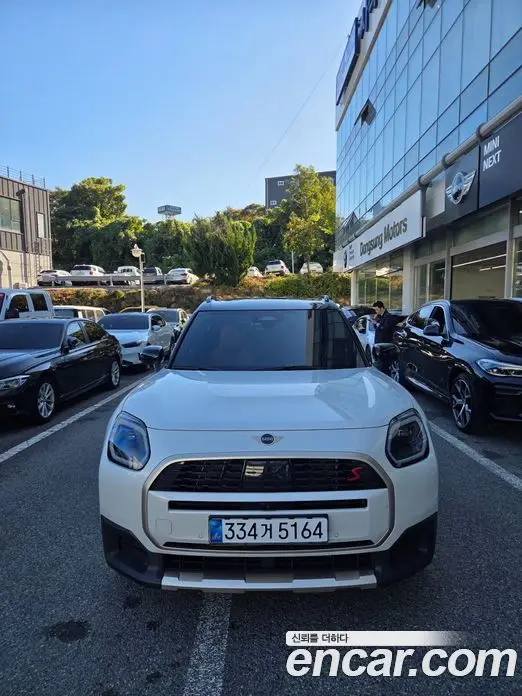 Mini Countryman, 2025, 13 239 км