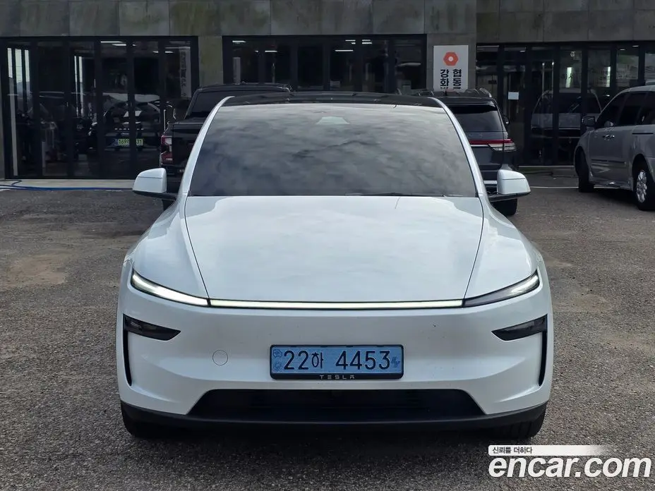 Tesla Model Y 2026 1.0 АКПП, фото 1 Tesla Model Y 2026 1.0 АКПП, фото 1