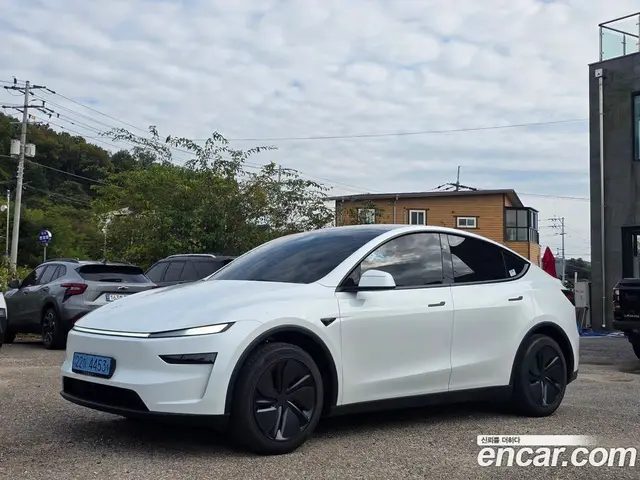 Tesla Model Y 2026 1.0 АКПП, миниатюра 2 Tesla Model Y 2026 1.0 АКПП, миниатюра 2