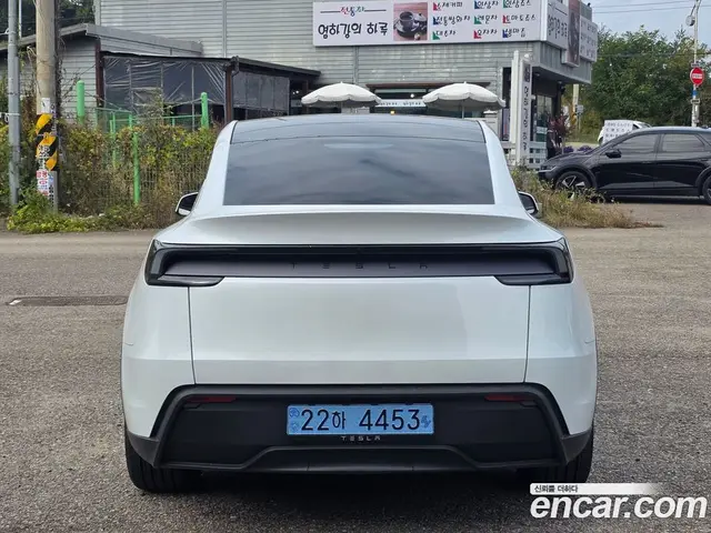 Tesla Model Y 2026 1.0 АКПП, миниатюра 5 Tesla Model Y 2026 1.0 АКПП, миниатюра 5